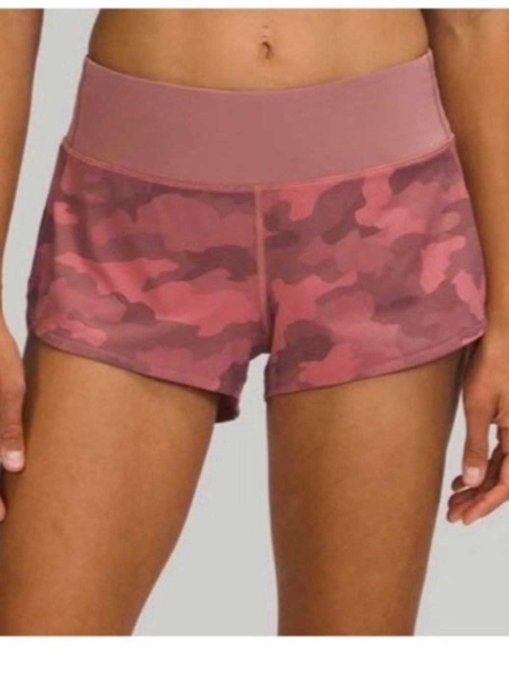Lululemon speed up camo shorts